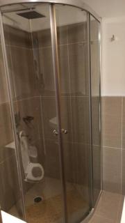 Z SHOPPING LA GALERIA APT Great Location! Low price! Full amenities! - 4