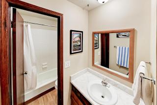 Mountian View Condo Unit S303 - 2