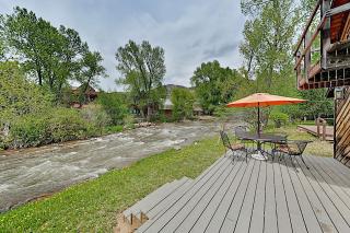 Swinging Bridge House - Basalt - 0