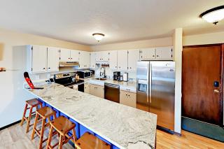 Mountian View Condo Unit S303 - 1