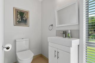 Sunny on Sunlea - Mangawhai Village Holiday Unit - Mangawhai - 3