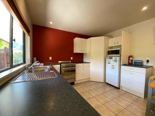 3 Mt Isobel Place - 3