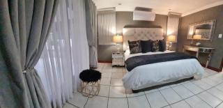 Vaal De Vue Guesthouse - Christiana - 8