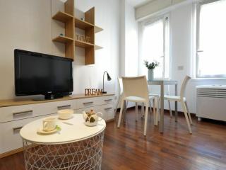 Poggibonsi by Halldis - Milano - 1