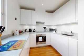 Lovely 2 bedroom flat with balcony in Stratford - Londra - 3