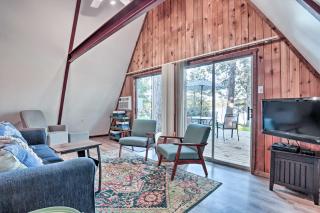 Cozy Toledo Bend A-Frame with Waterfront Views! - Burkeville - 5