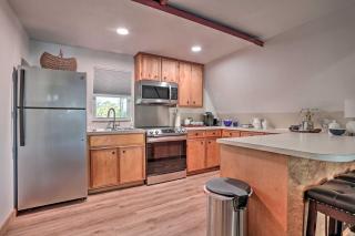 Cozy Toledo Bend A-Frame with Waterfront Views! - Burkeville - 3
