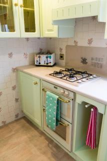 Toad Hall, Self Catering, Sleeps Four - Southam - 5