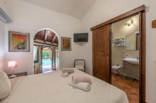 Guest House Villa Verde - Short Term Room Rentals - Torre delle Stelle - 8