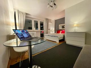 BLUE 2 fast WiFi 2xMetro 60'TV Netflix HBO AppleTV+ - Varsavia - 5