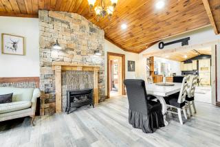 Base Camp Lodge - 5