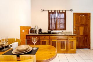 Downtown Suites - 5