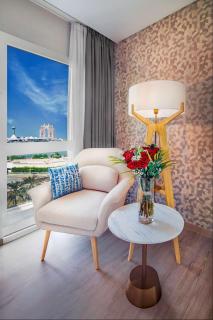 Radisson Blu Hotel & Resort, Abu Dhabi Corniche - 1