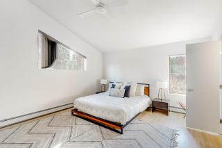 Mountain Modern Escape - 1