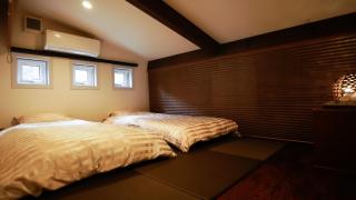 Joy House - Imari - 4