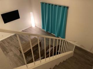 Golden Vegas Condo next to Airport & University - 0