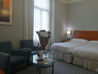 Gran Hotel Albacete - 4