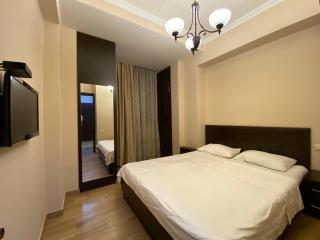 Yeznik Koghbatsi - Amiryan crossroads 1 bedroom Comfy apartment KO110 - Erevan - 1