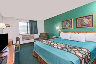 Super 8 by Wyndham New Stanton - New Stanton - 4