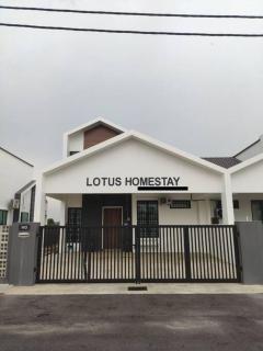 Free Disney Hotstar Private Pool Lotus Homestay Alor Setar for MUSLlM - Alor Setar - 2