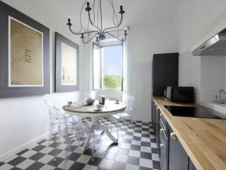 Bacone Liberty Vittoria by Halldis - Milano - 9
