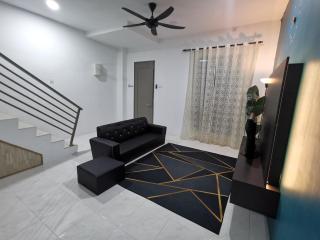 LYNN HOMESTAY SERI ISKANDAR - Seri Iskandar - 4