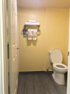Days Inn by Wyndham San Antonio Airport - San Antonio - 3