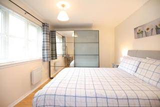 Edinburgh Palace Apartment - 0