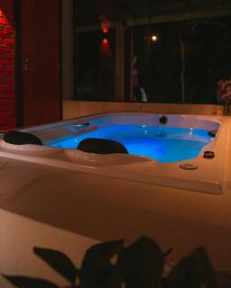 Chalé Canadense com Hidromassagem Pousada Índios Koroados - 1