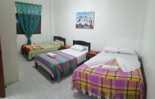 Hostal La Casa de Luis - Puerto Baquerizo Moreno - 1