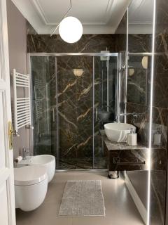 Turin Central Apartment - 8