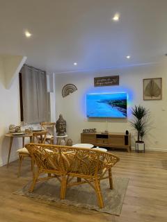 PARENTHESE LOVE - Bali Mon Amour Suite Balneo SPA Proche Orly-Paris - La Ville-du-Bois - 1