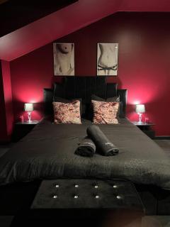 PARENTHESE LOVE - Amour & Tentation Suite Balnéo SPA Proche Orly-Paris - La Ville-du-Bois - 5