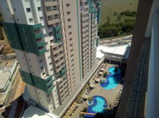 Olimpia Park Resort - Em frente à portaria do Thermas dos Laranjais - 7