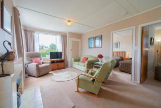 Rustlein Cottage - Te Anau Holiday Home - Te Anau - 9