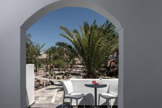 Rivari Santorini Hotel - 4