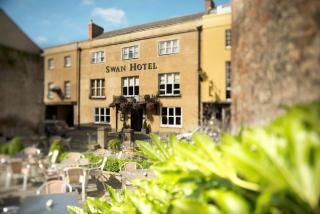 The Swan Hotel, Wells, Somerset - 3