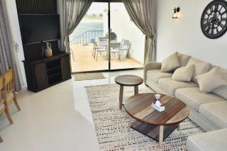 Amwaj Resort For Families Only - 2
