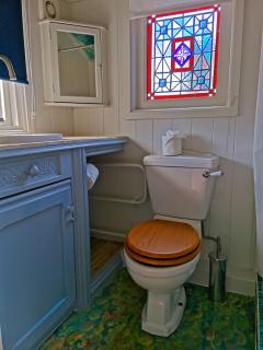 Stonehenge Inn & Shepherd's Huts - Durrington - 5