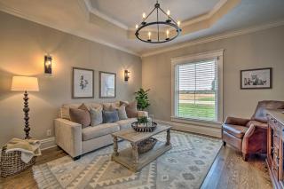 Countryside Cottage with Large Yard Near Topeka - - 6