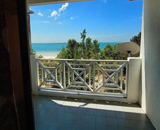 Beach Front Apartment Bayu Beach Resort - Port Dickson - 5