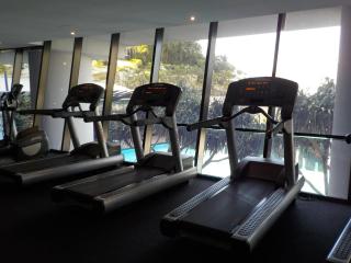 Circle on Cavill - HR Surfers Paradise - 2