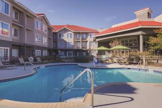La Quinta by Wyndham Austin at The Domain - Austin - 8