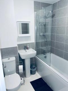 Cosy Family Home - Coventry City Centre - Entire House - Coventry - 2