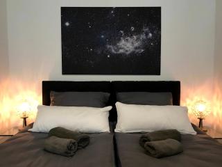 SPACE AGE Design-Luxus-Apartment, Terrasse, Zentral - 3