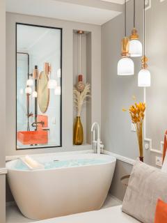 The Orange Haussmann - Parigi - 8
