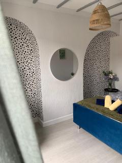 House of cosy dots - Northampton - 1