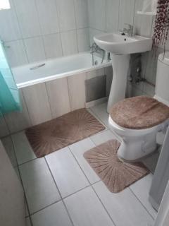 Private Room Chez Khanyi Homestays - 5