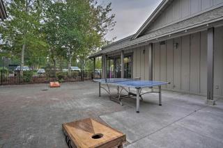 Chalet at Running Y Resort with Wraparound Deck! - Klamath Falls - 2