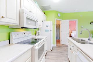 Plum Cute by Meyer Vacation Rentals - Gulf Shores - 4
